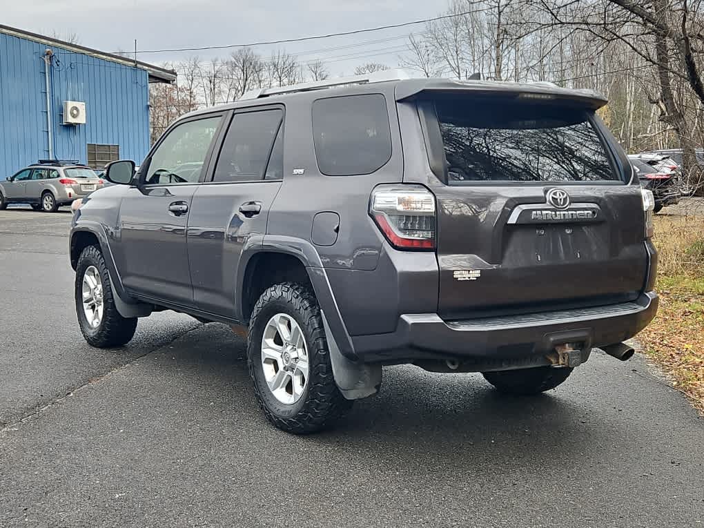 2016 Toyota 4Runner SR5 Premium photo 3