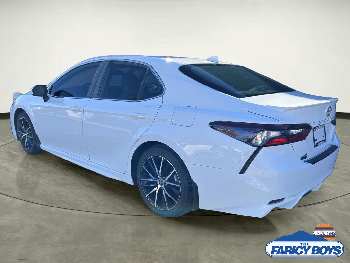 2023 Toyota Camry SE photo 2