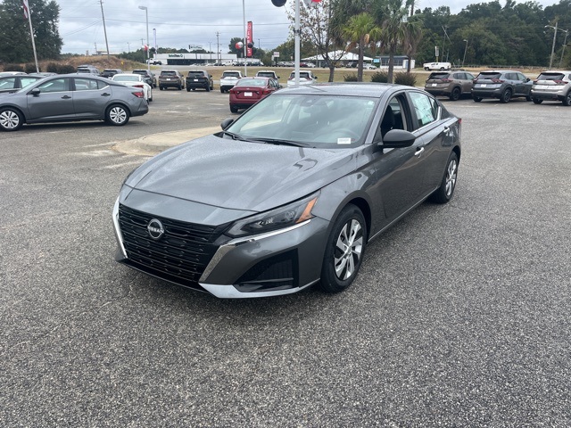 2025 Nissan Altima 2.5 S photo 4