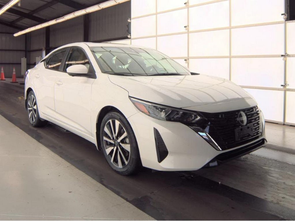 2024 Nissan Sentra SV photo 3