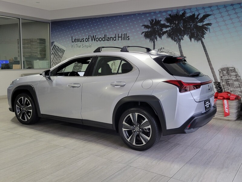 2025 Lexus UX photo 3