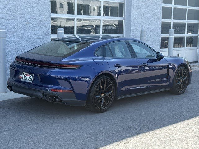 2024 Porsche Panamera 4 photo 3