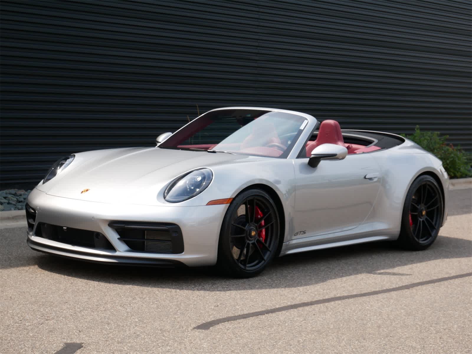 2023 Porsche 911 GTS