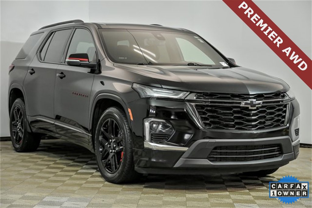 2022 Chevrolet Traverse Premier's photo