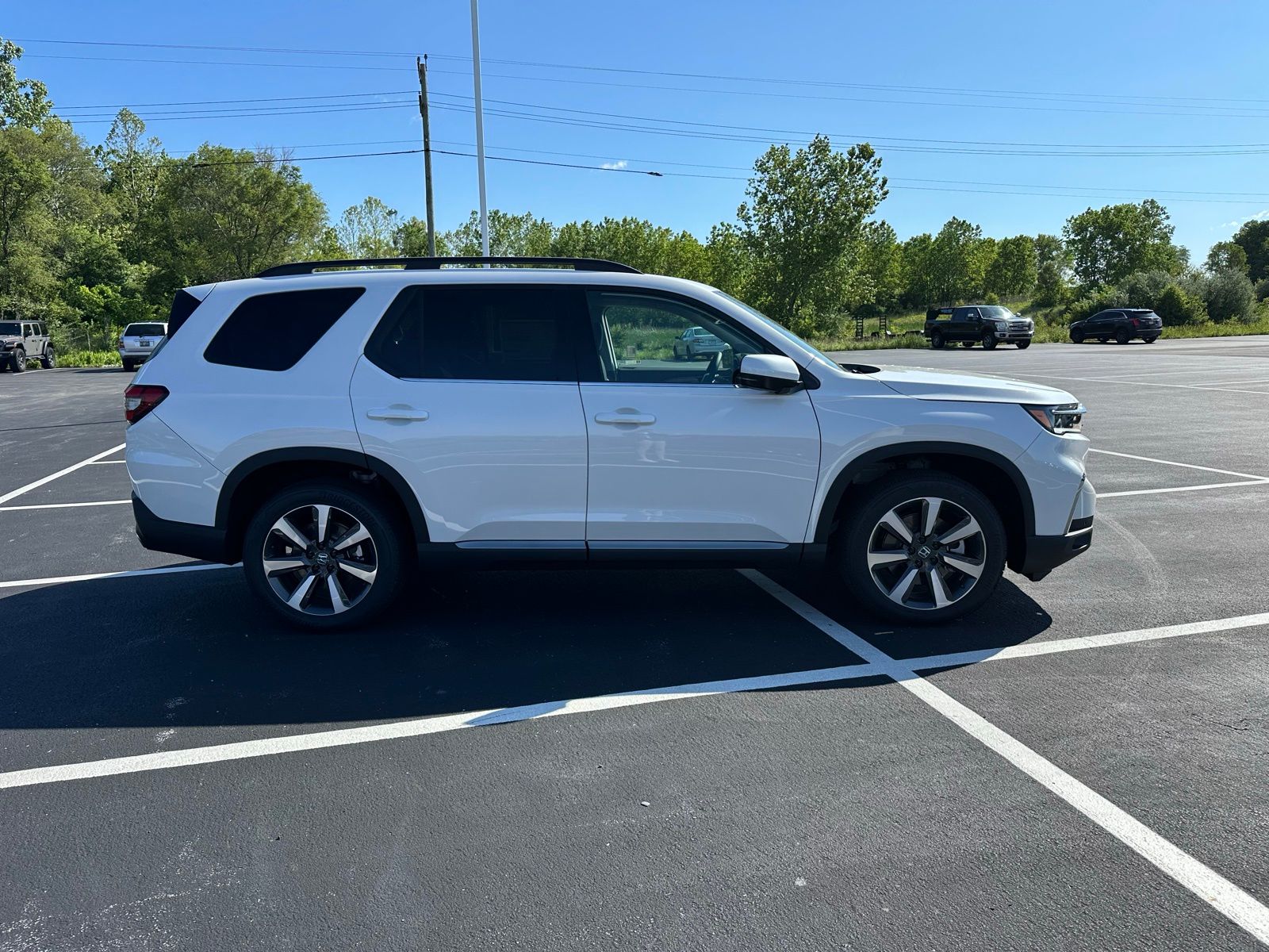 2025 Honda Pilot Touring photo 5