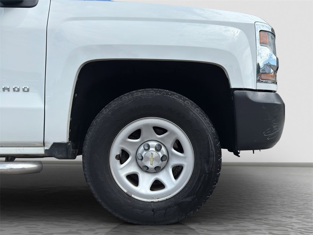 Used 2018 Chevrolet Silverado 1500 Work Truck 1WT with VIN 1GCVKNEH1JZ272730 for sale in Kansas City