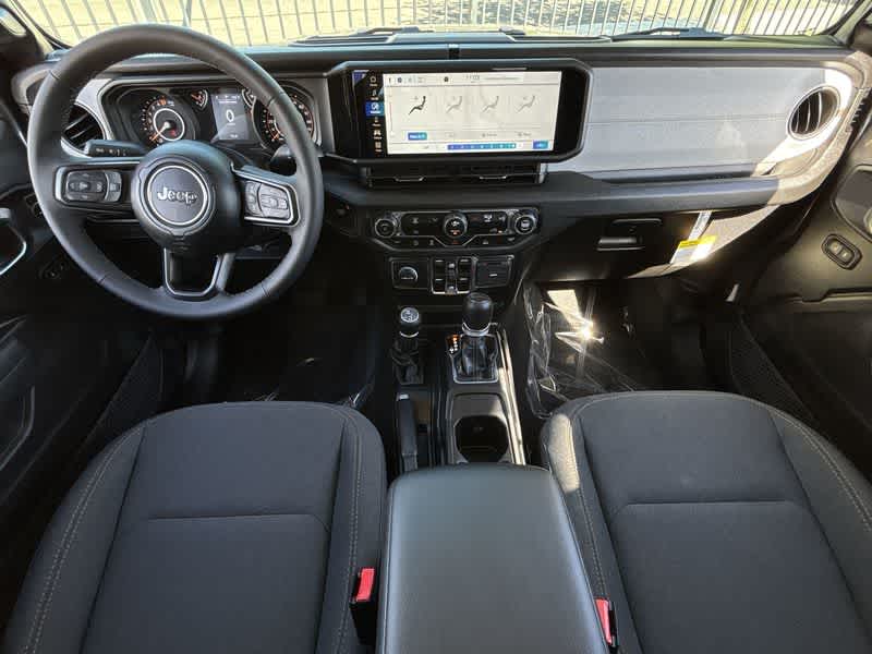 2025 Jeep Gladiator Sport S photo 13