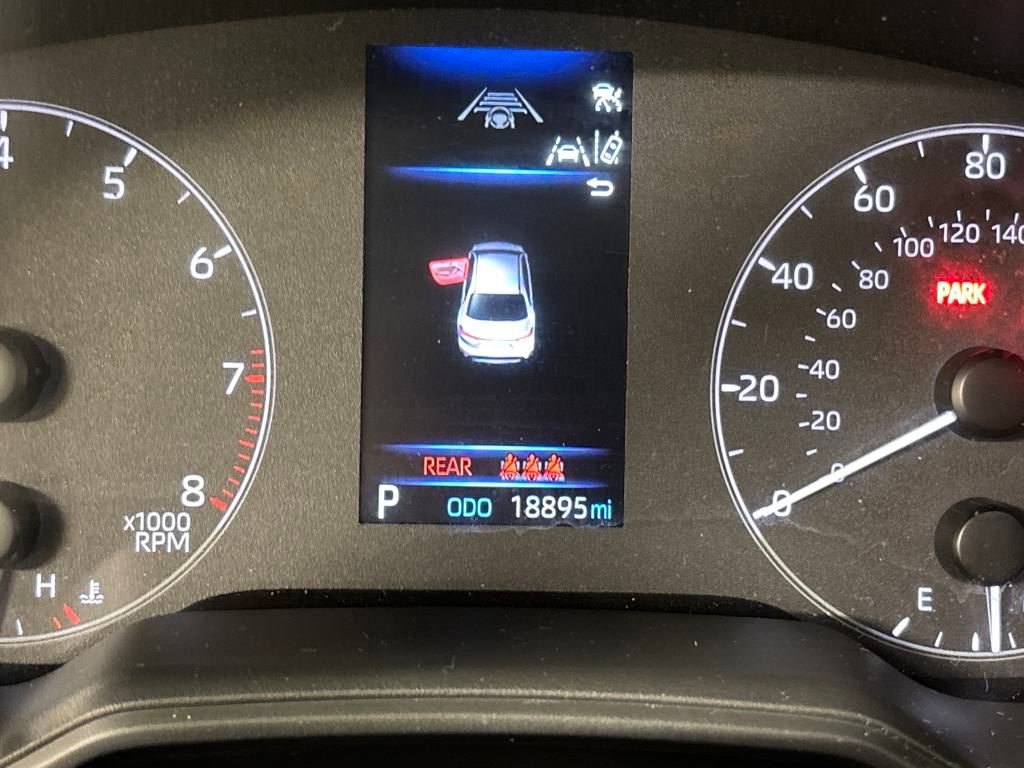 2023 Toyota Corolla LE photo 25