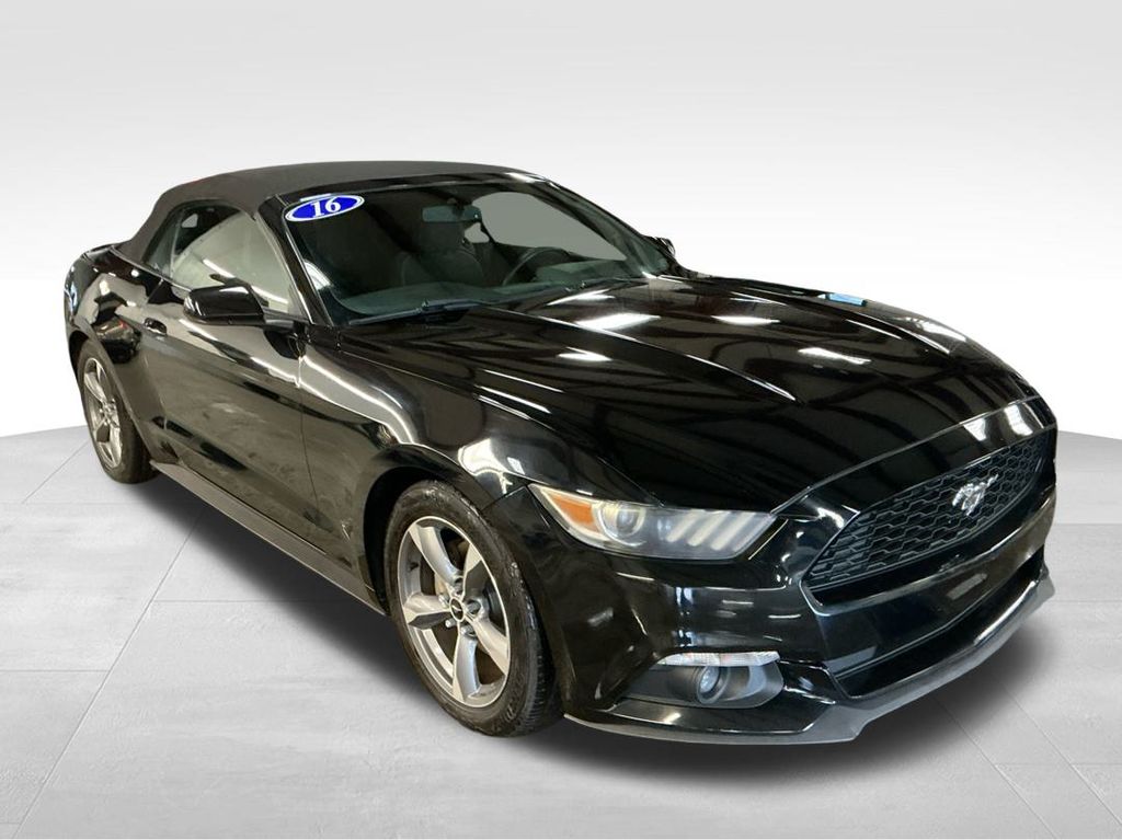 2016 Ford Mustang V6 Convertible photo 2