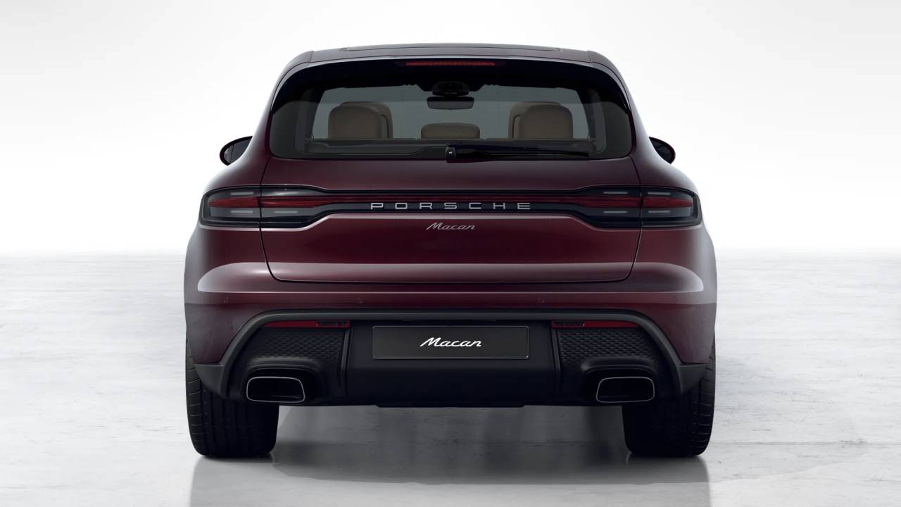 2026 Porsche Macan T photo 8