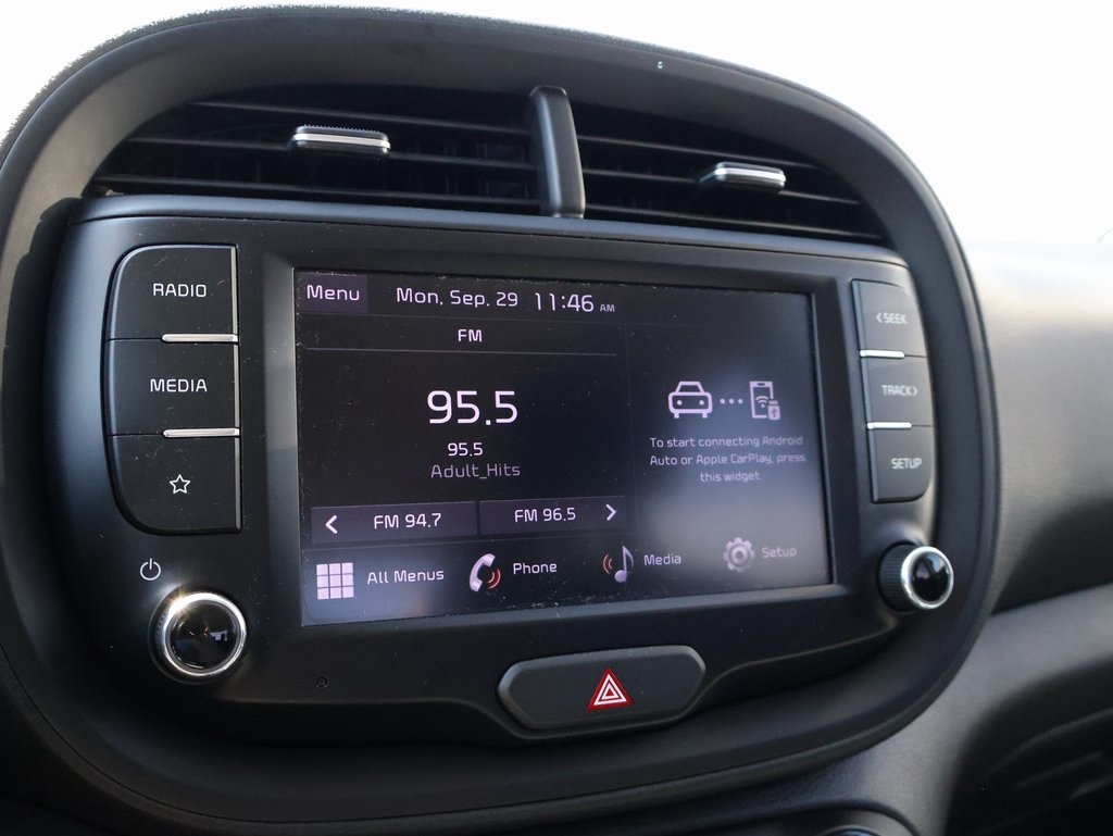2022 Kia Soul LX photo 27