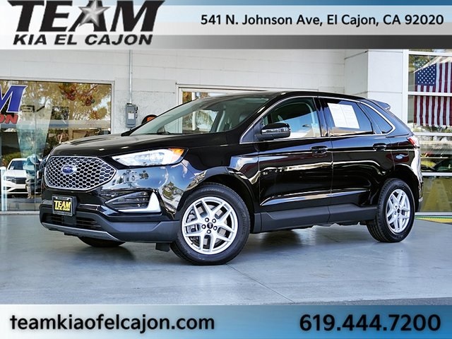 2023 Ford Edge SEL photo 2