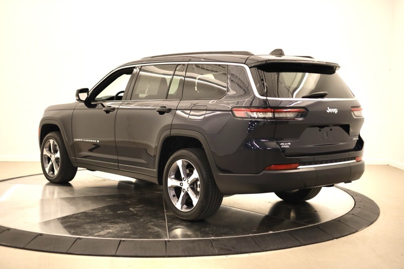 2024 Jeep Grand Cherokee Limited photo 5