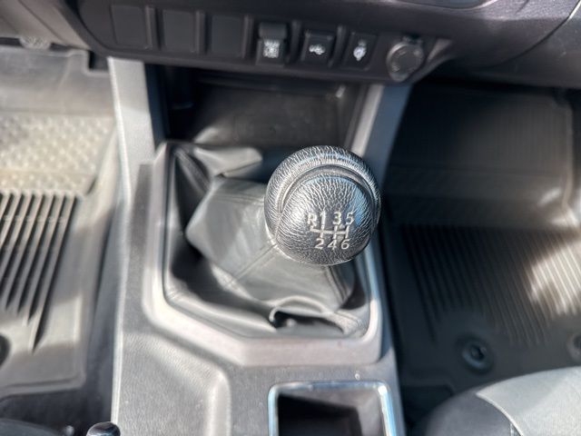 2023 Toyota Tacoma TRD Off-Road V6 photo 27