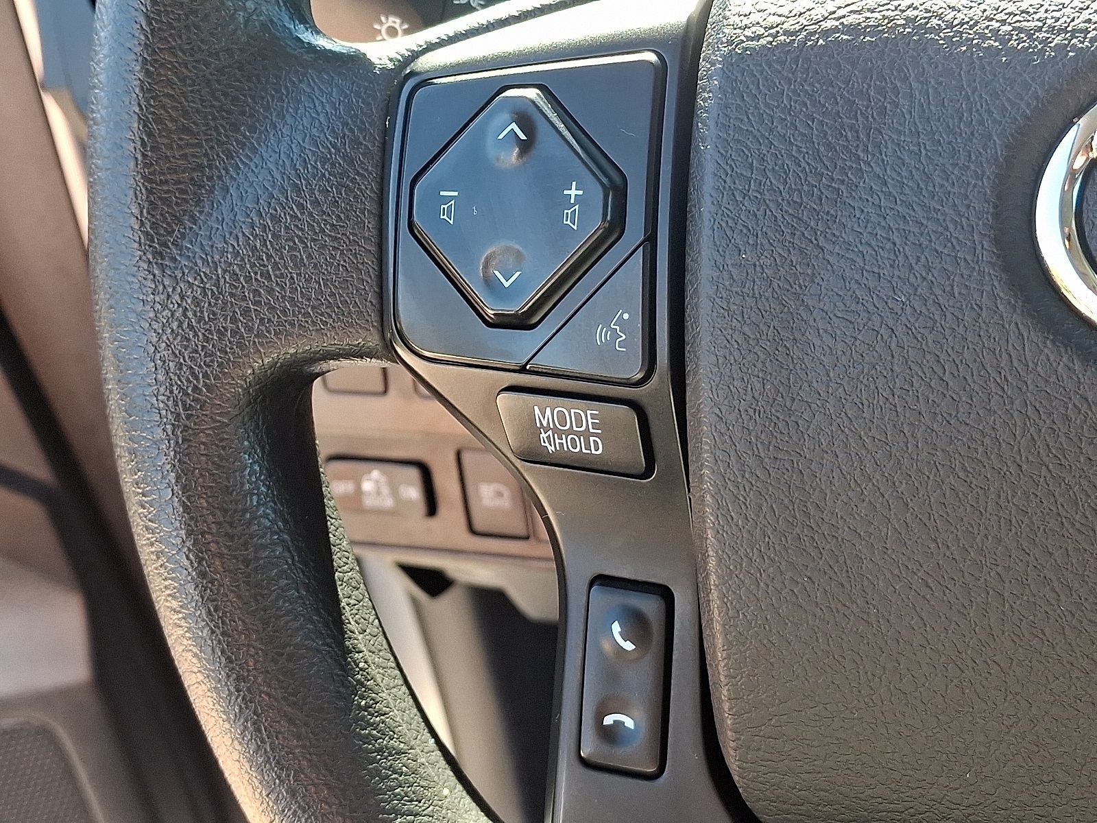 2022 Toyota Tacoma SR photo 20