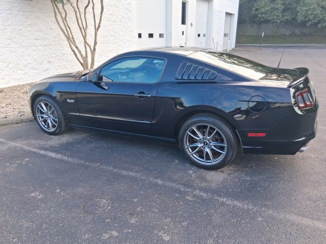 2014 Ford Mustang GT photo 9