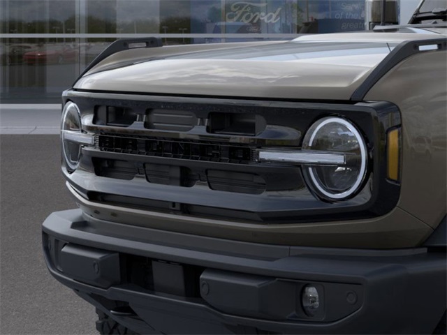 2025 Ford Bronco Outer Banks photo 11