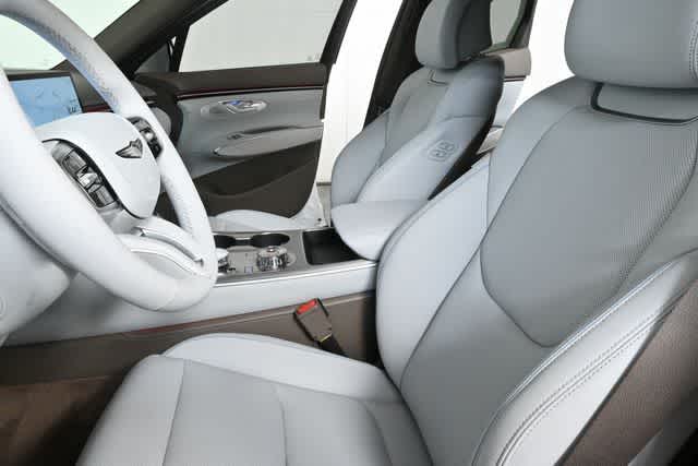 2026 Genesis GV70 2.5T Advanced photo 15