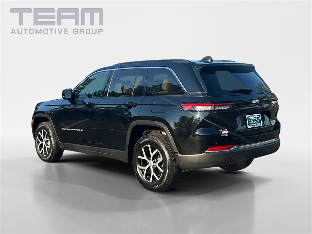 2024 Jeep Grand Cherokee Limited photo 3