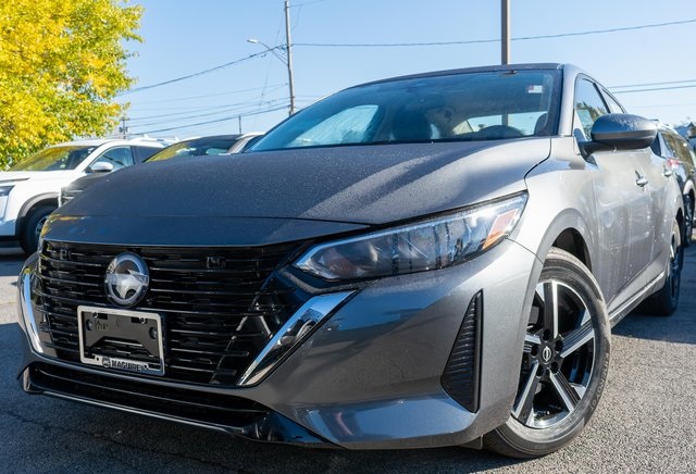 2025 Nissan Sentra SV's photo