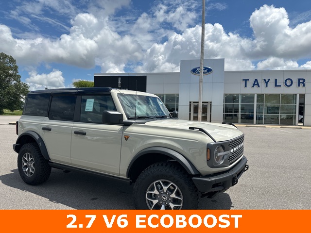 2025 Ford Bronco 4-Door Badlands's photo