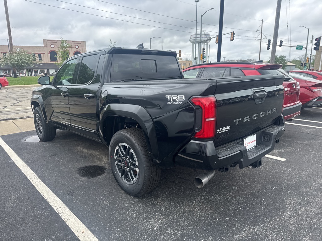 2025 Toyota Tacoma TRD Sport photo 3