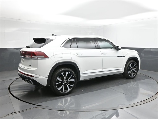 2025 Volkswagen Atlas Cross Sport SEL Premium R-Line photo 15