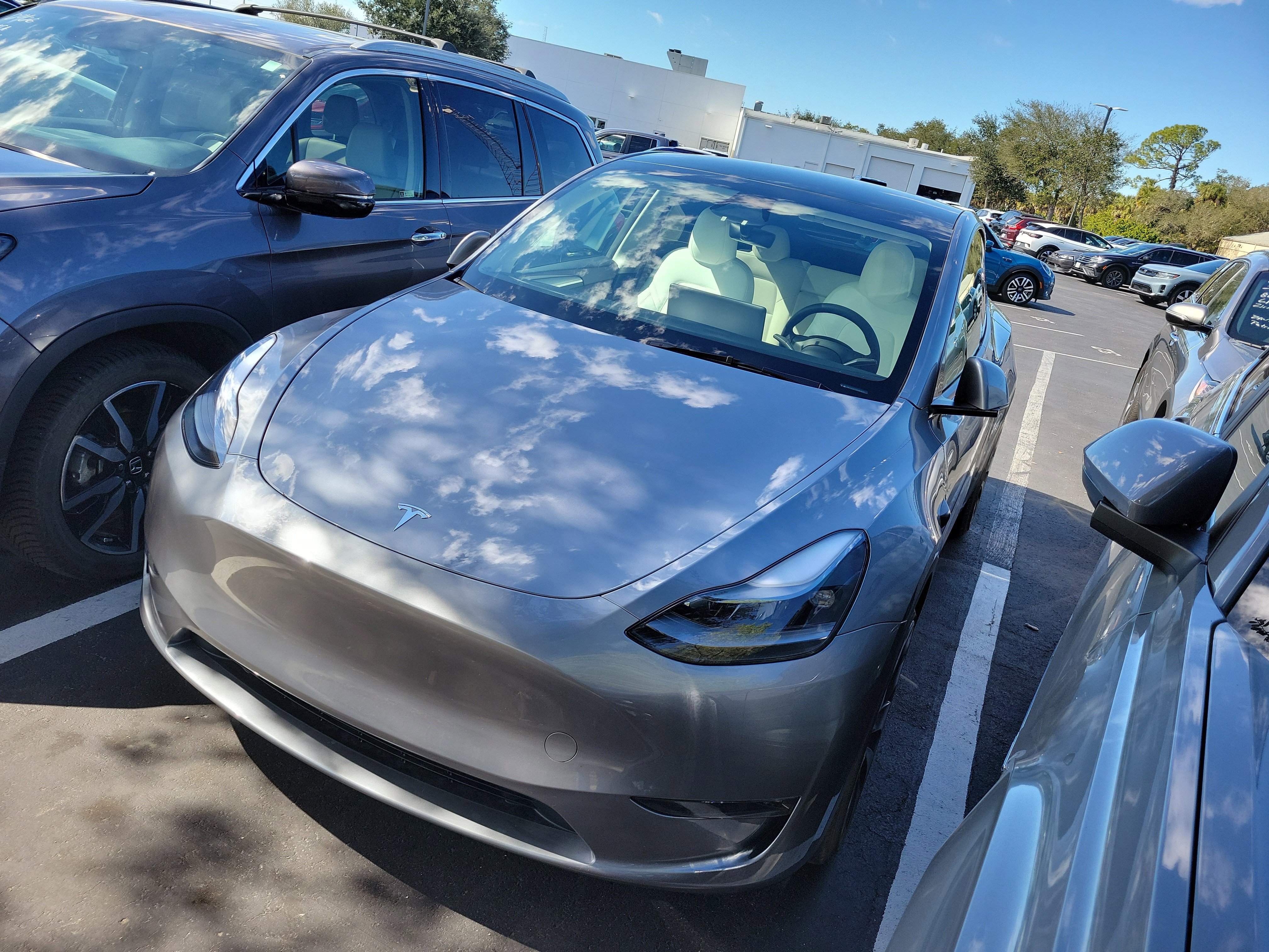 Used 2025 Tesla Model Y Performance with VIN 7SAYGDEF7SA362804 for sale in Northfield, Minnesota