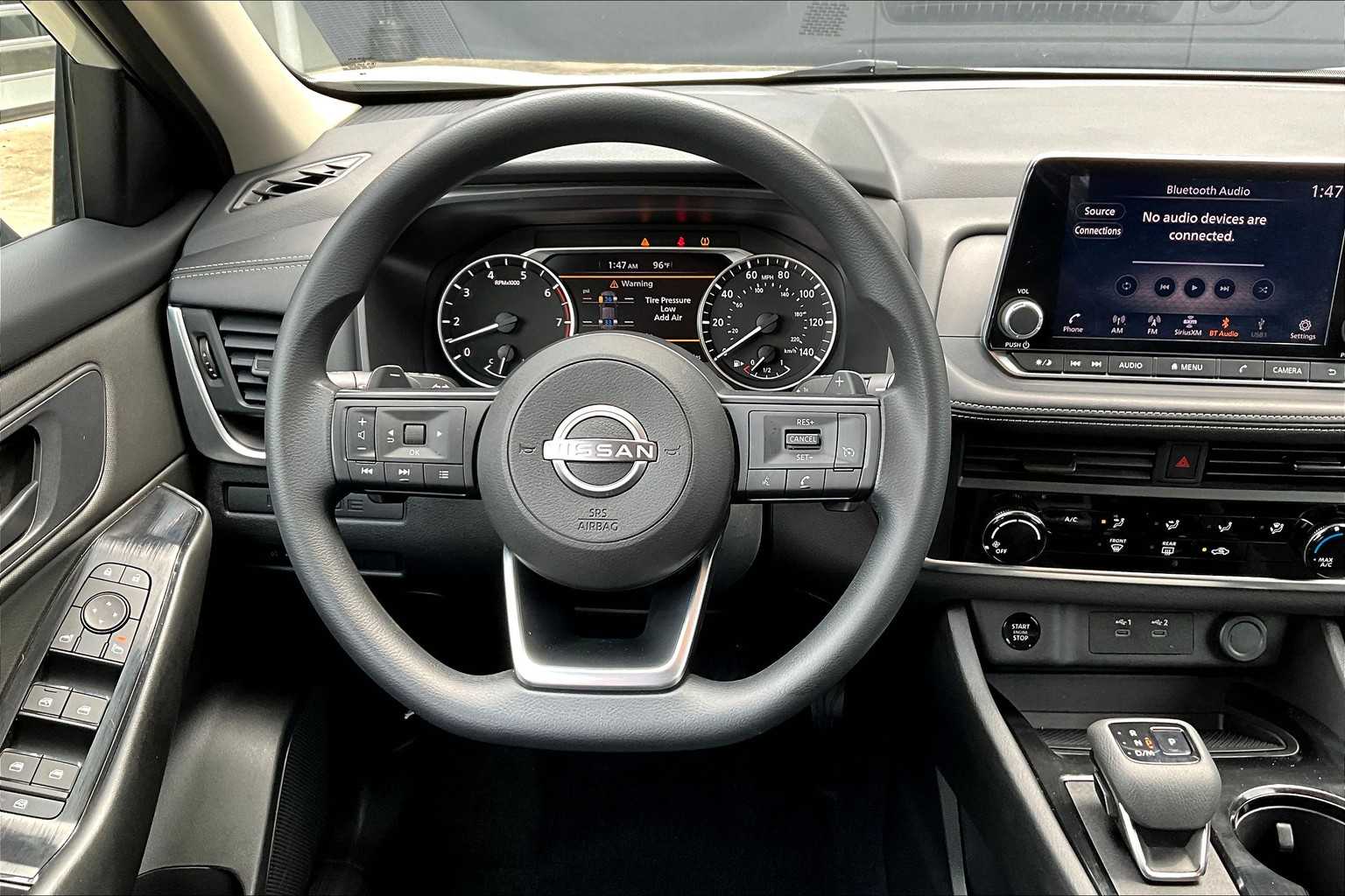 2024 Nissan Rogue S photo 5