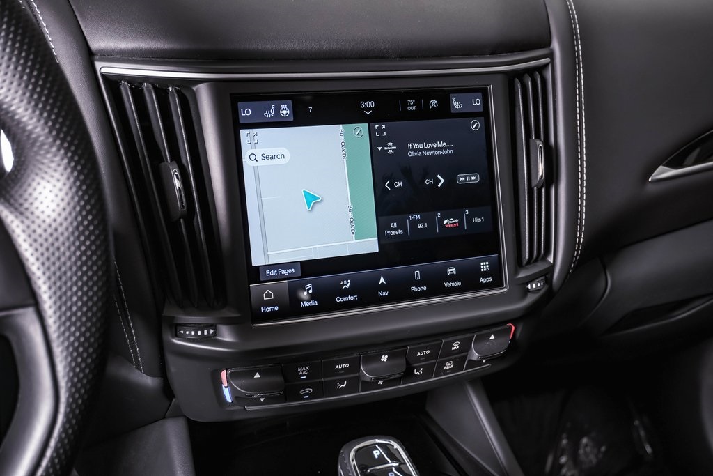 2022 Maserati Levante Modena photo 22