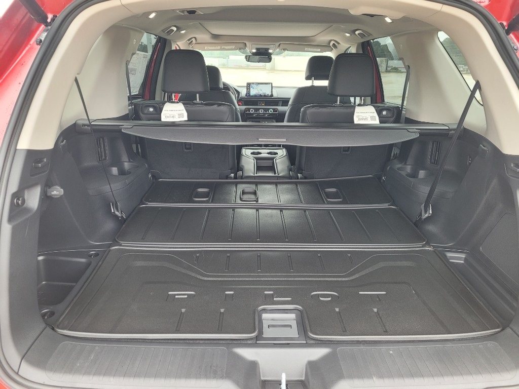 2025 Honda Pilot Touring photo 17