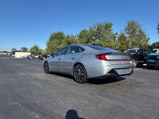 2021 Hyundai Sonata Limited photo 3