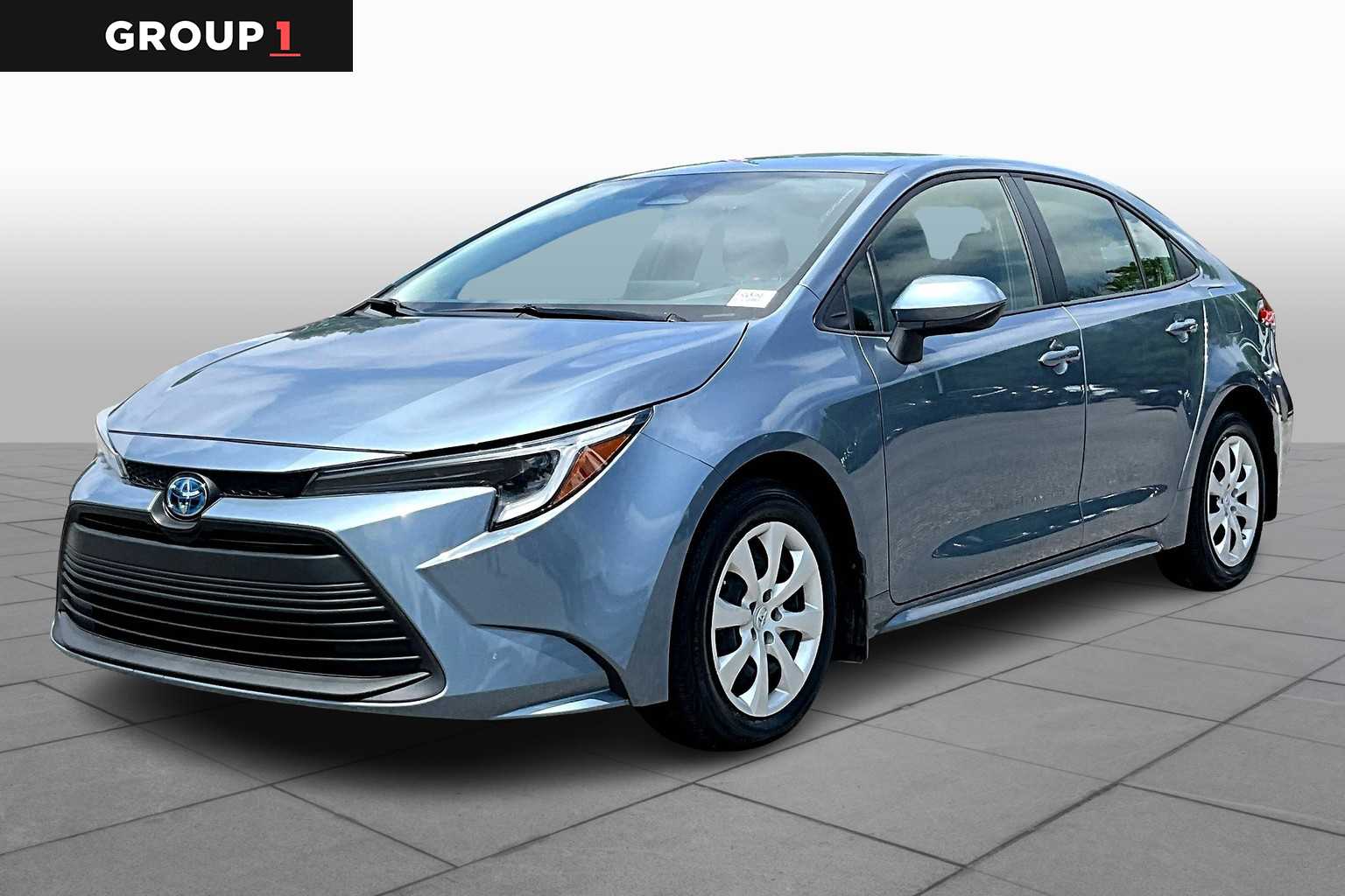 2023 Toyota Corolla LE's photo