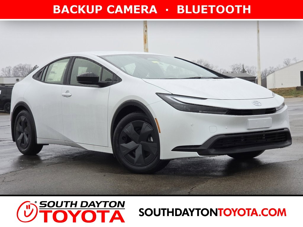 2026 Toyota Prius LE's photo