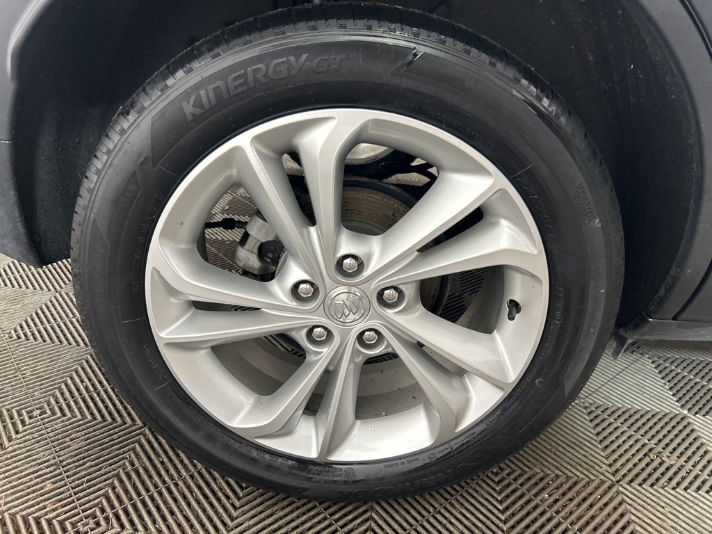 2022 Buick Encore GX Preferred photo 2