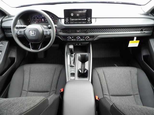 2025 Honda Accord LX photo 15