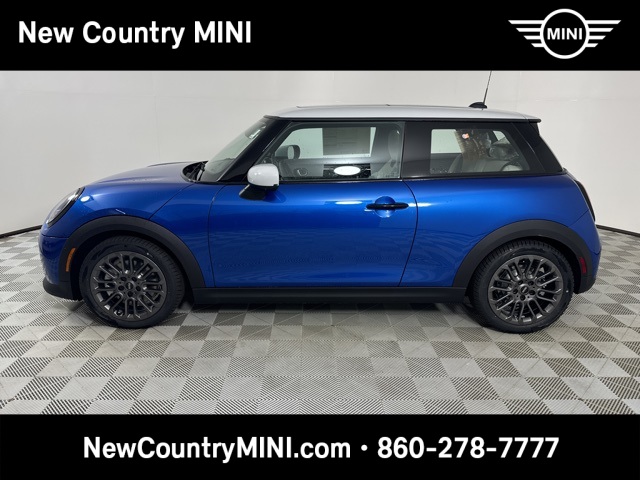 2025 Mini Cooper 2 Door Hardtop Iconic photo 4