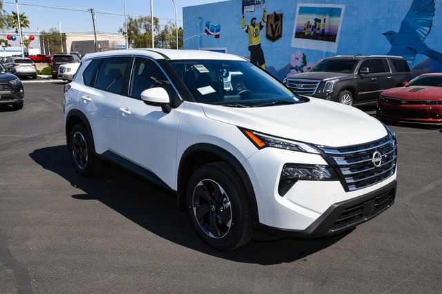 2026 Nissan Rogue SV's photo