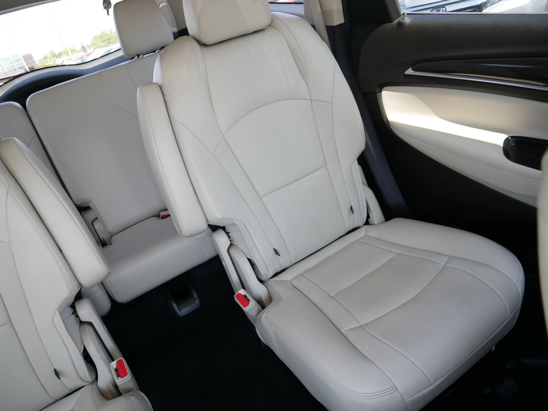 2023 Buick Enclave Premium photo 14