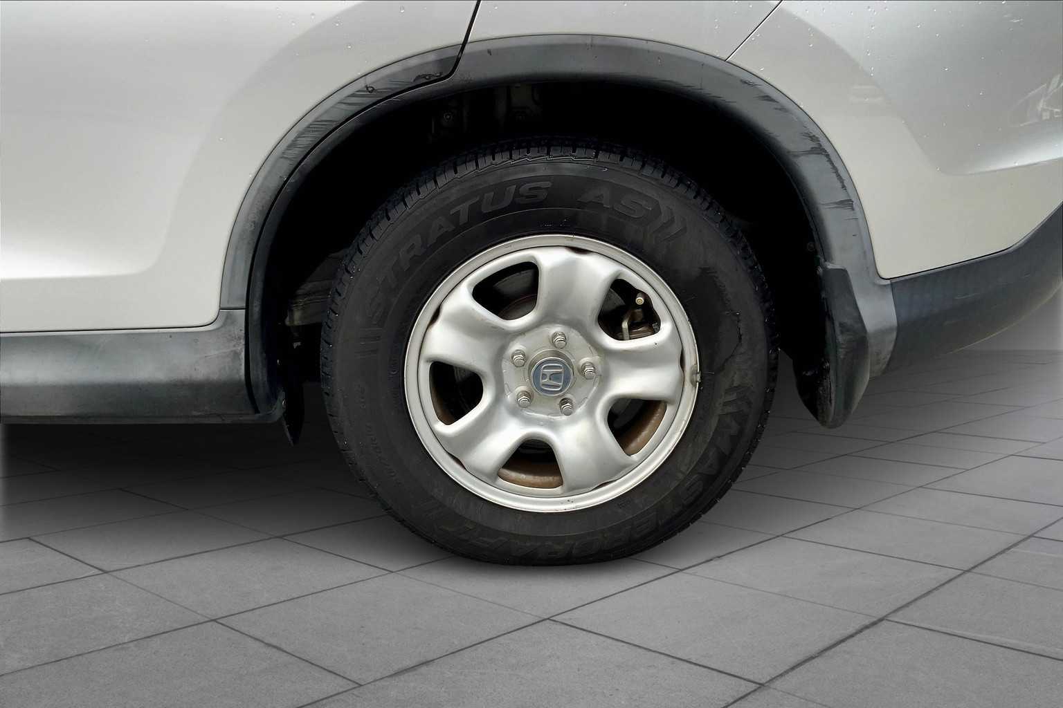 2014 Honda CR-V LX photo 10