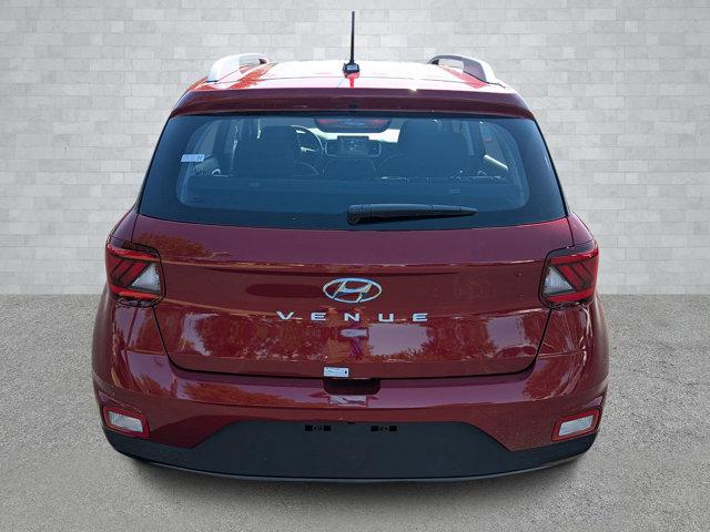 2025 Hyundai Venue SEL photo 4