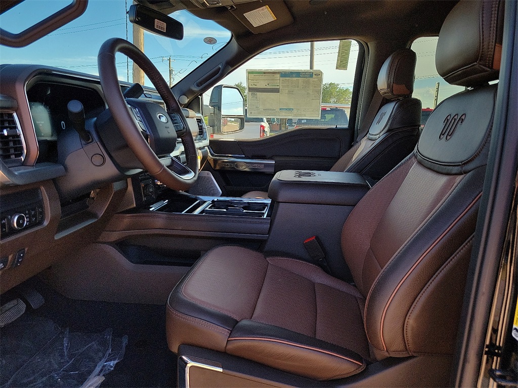 2025 Ford F-250 photo 18