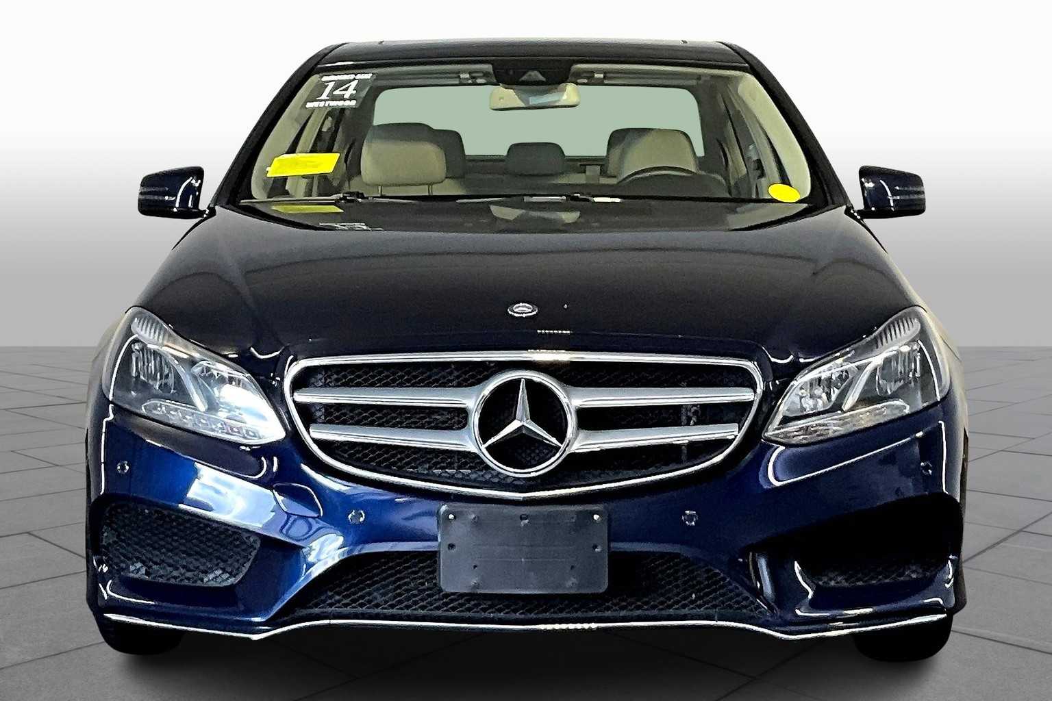 2014 Mercedes Benz E 550 Sport photo 3
