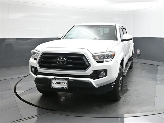 2020 Toyota Tacoma SR5 photo 24