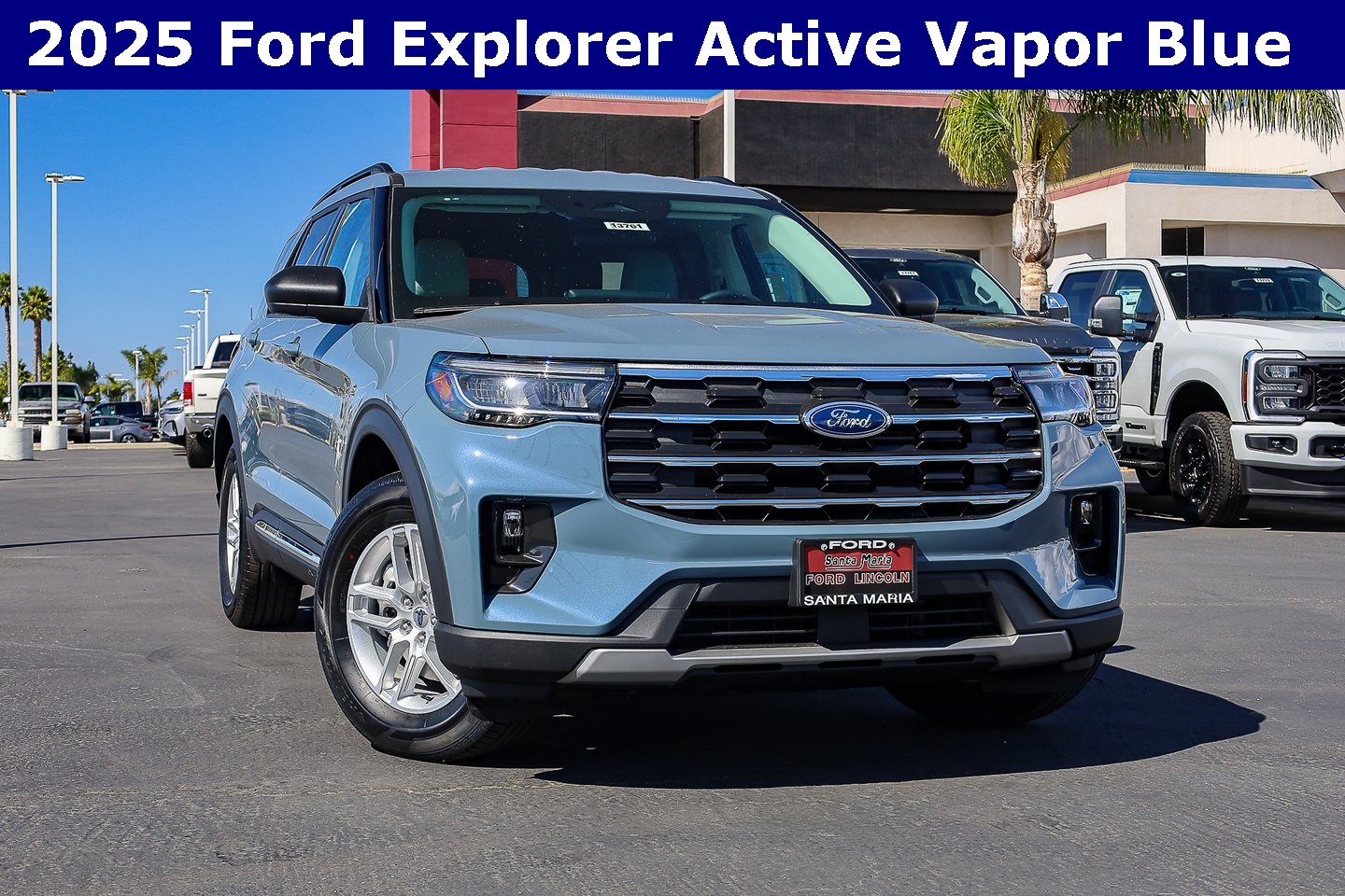 2025 Ford Explorer Active's photo