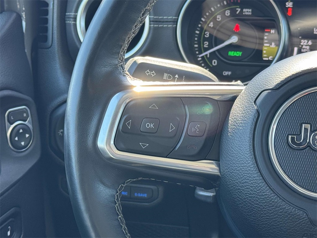 2022 Jeep Wrangler Unlimited Sahara 4xe photo 23