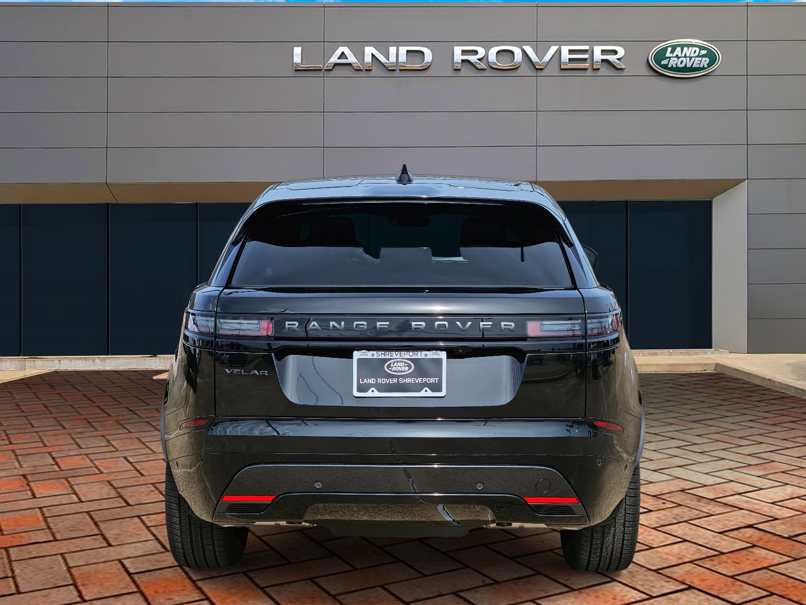 2026 Land Rover Range Rover Velar SE photo 5