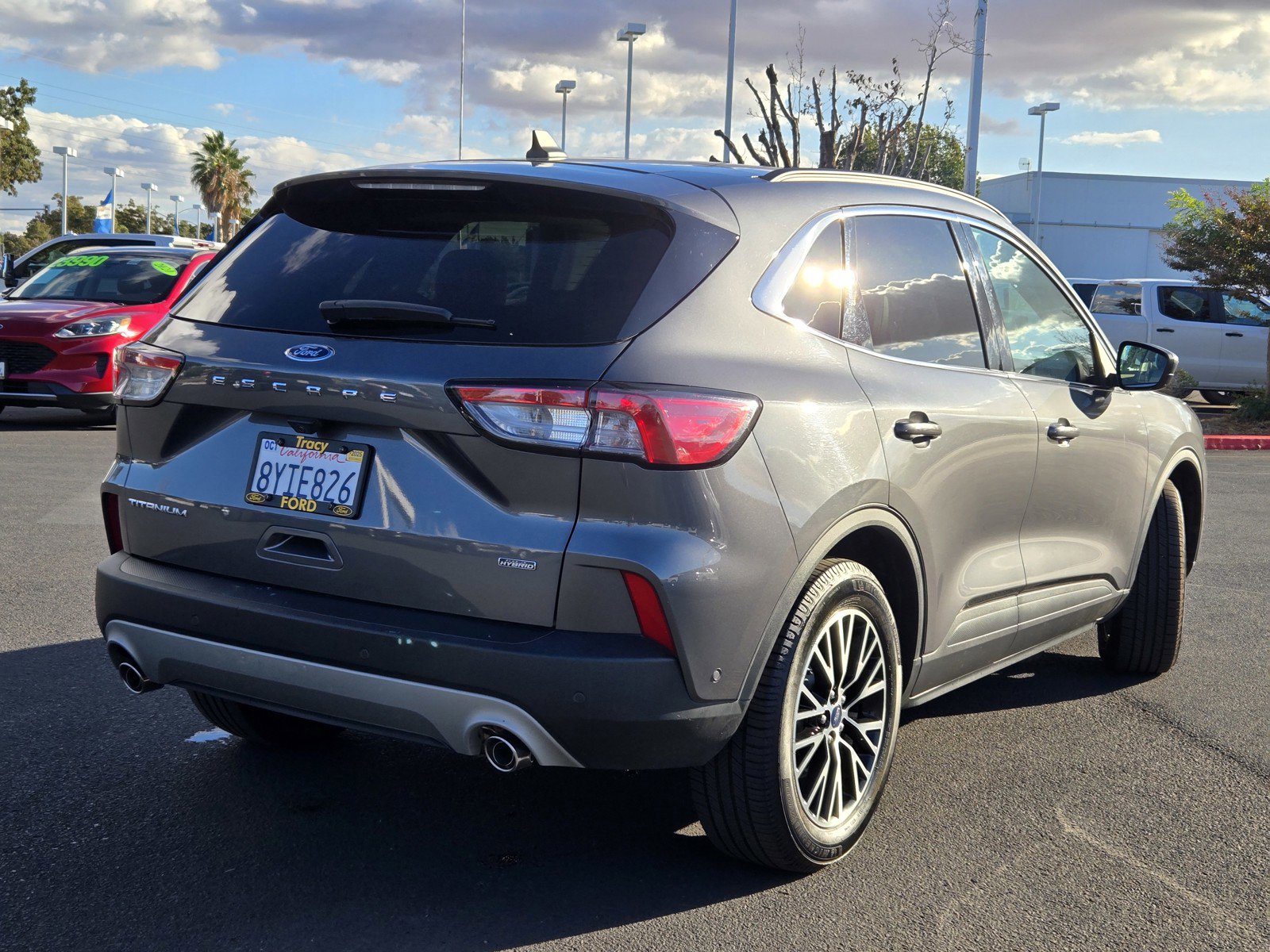 2021 Ford Escape Titanium Plug-In Hybrid photo 2