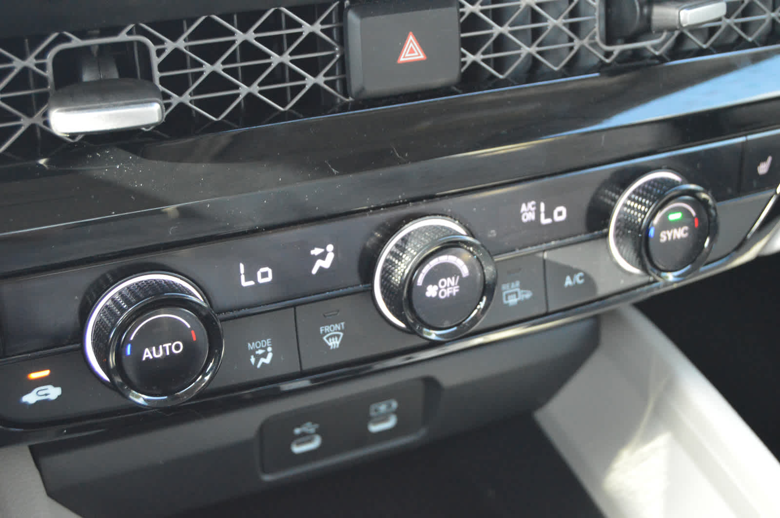 2024 Honda Accord Hybrid EX-L photo 13