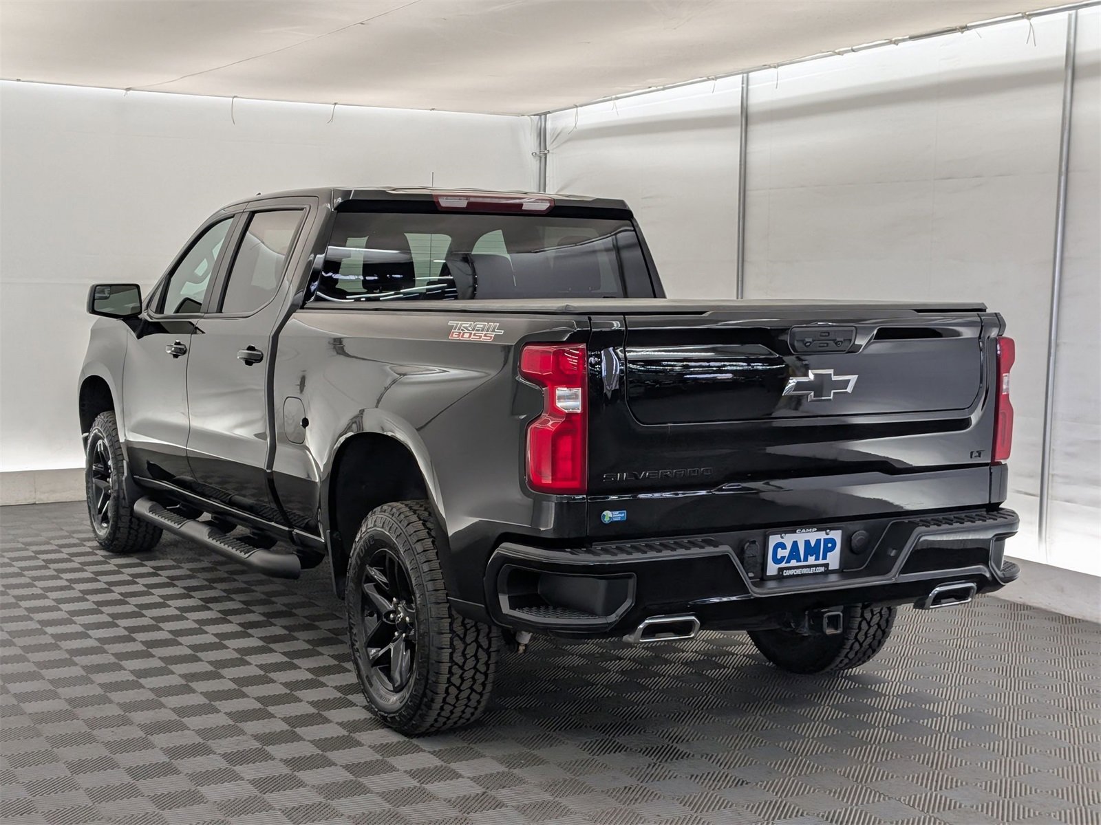 2023 Chevrolet Silverado 1500 LT Trail Boss photo 3